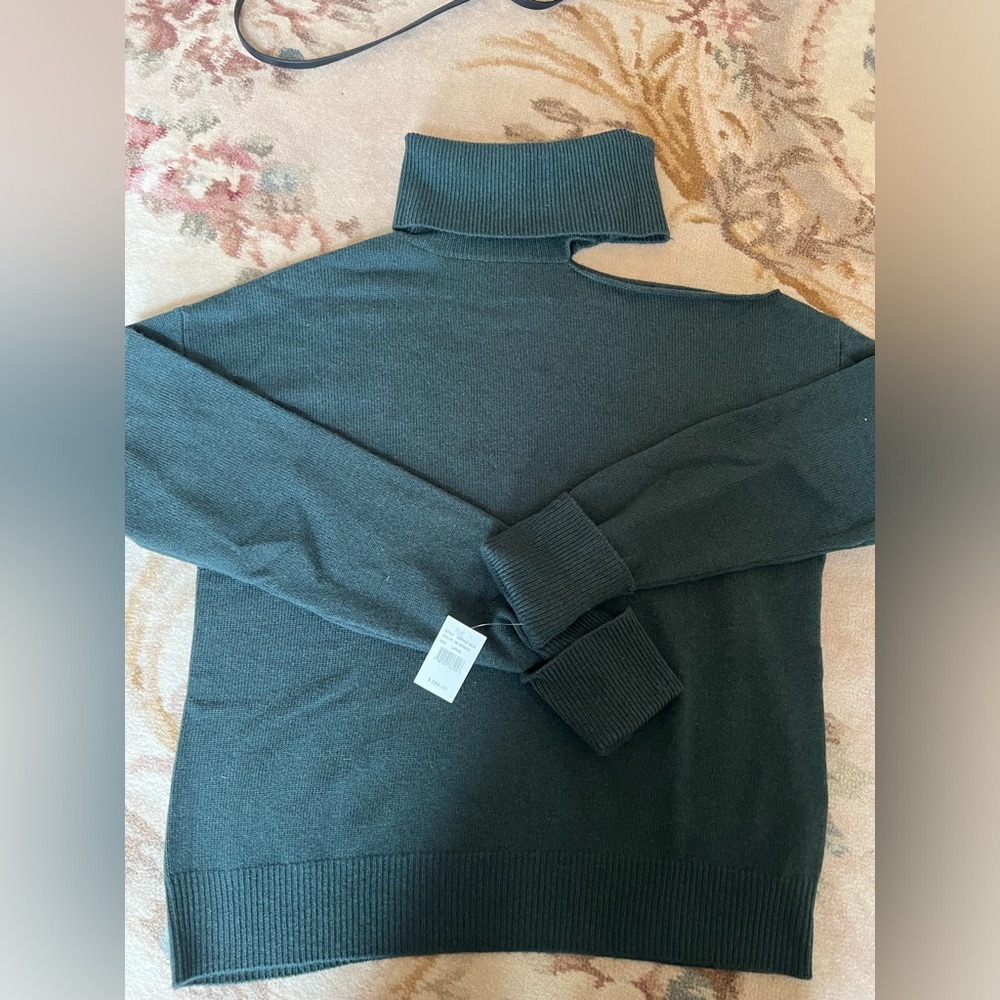 Paige Raundi sweater